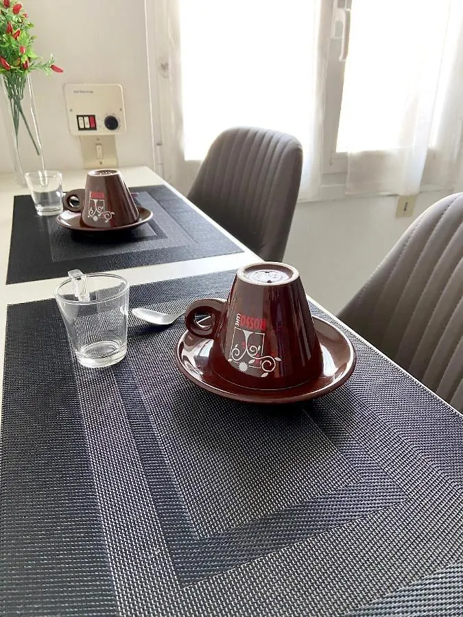 Appartamento G&G House -Bilocale Vicino M5 Istria E M3 Maciachini Milano